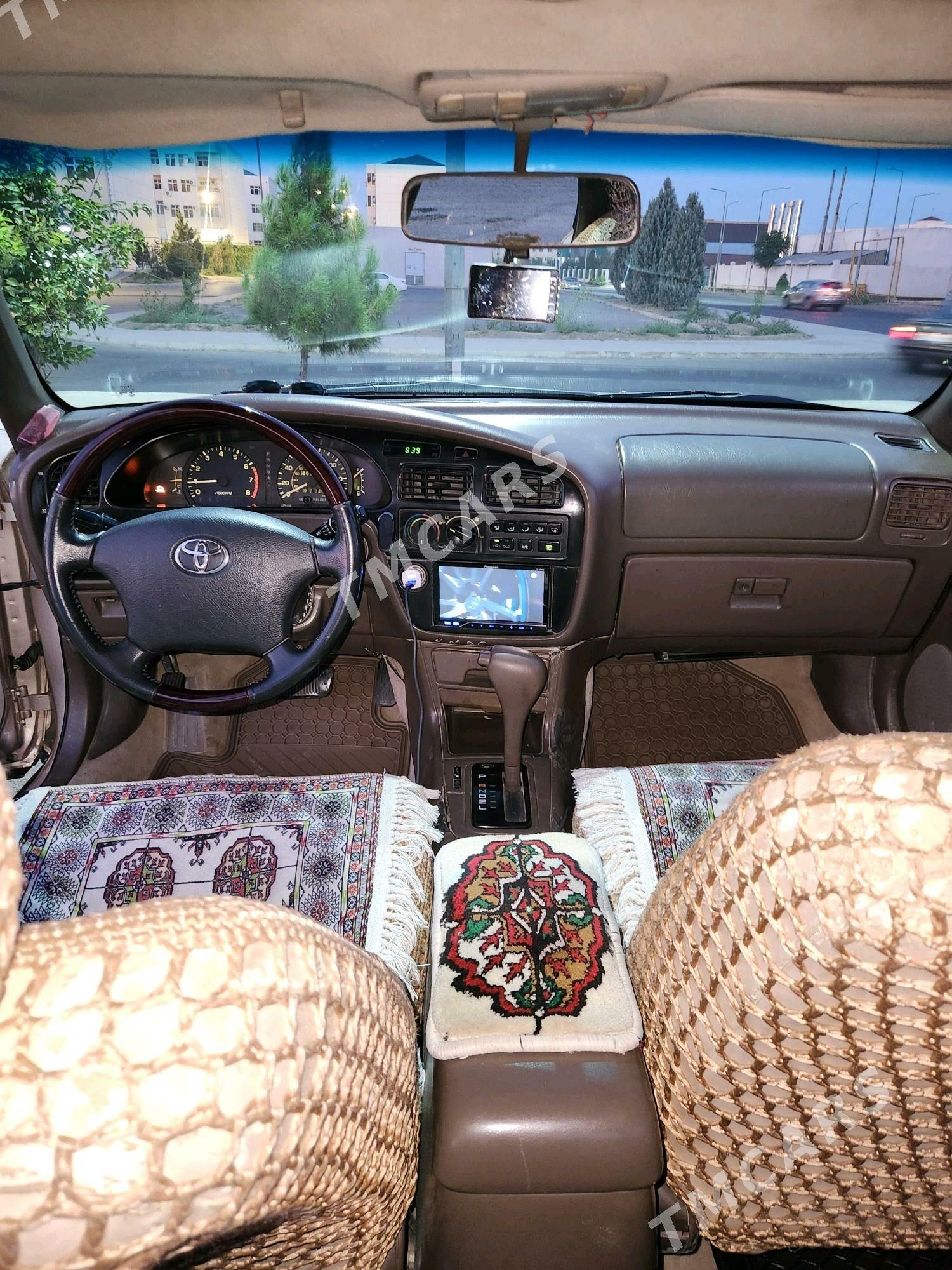 Toyota Camry 1994 - 96 000 TMT - Мары - img 4