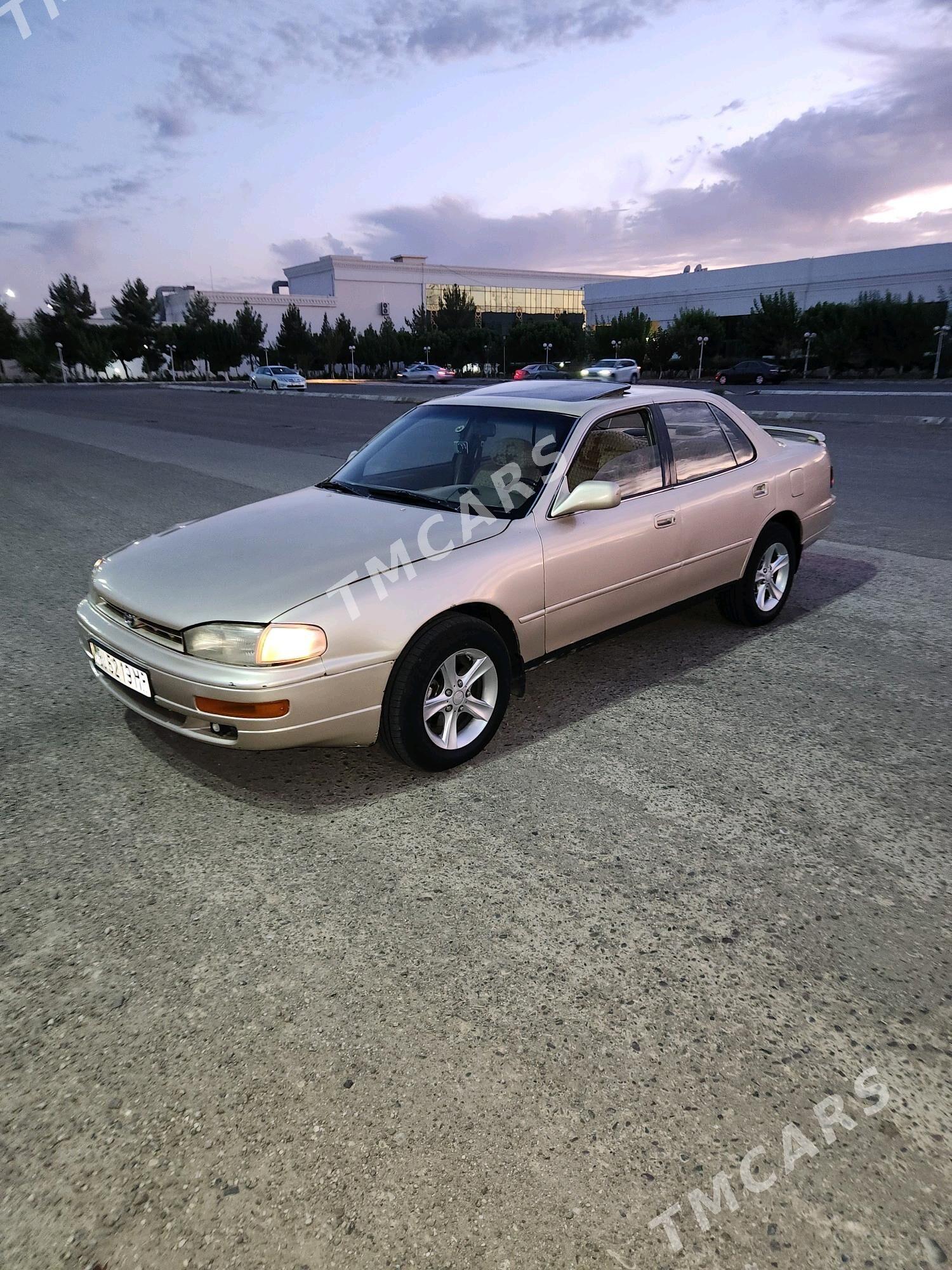 Toyota Camry 1994 - 96 000 TMT - Мары - img 2