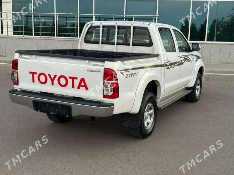 Toyota Hilux 2014 - 410 000 TMT - Aşgabat - img 6