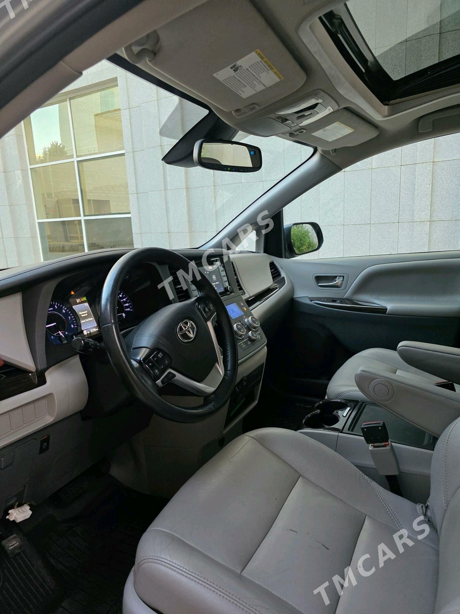Toyota Sienna 2020 - 430 000 TMT - Ашхабад - img 8