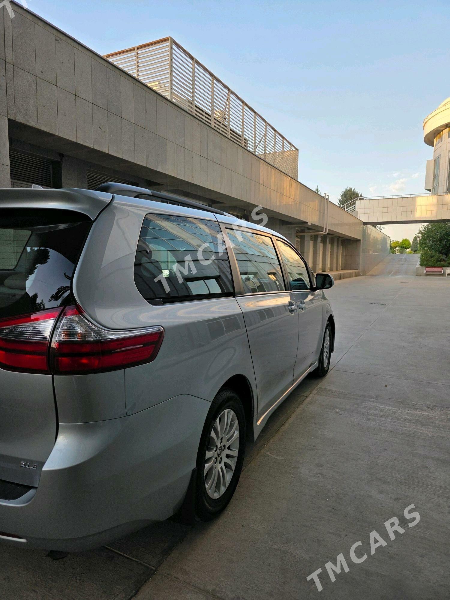 Toyota Sienna 2020 - 430 000 TMT - Ашхабад - img 6