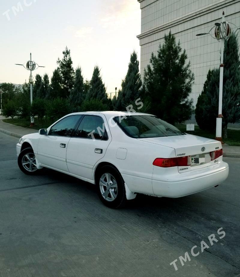 Toyota Camry 2000 - 116 000 TMT - Aşgabat - img 4