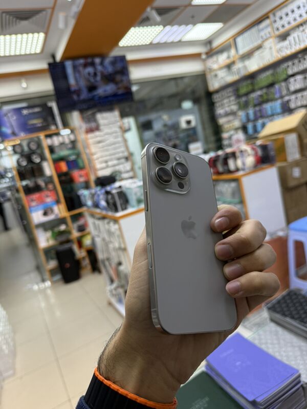 iPhone 16 pro 128GB - Garaşsyzlygyň 15 ýyllygy Söwda Merkezi - img 4