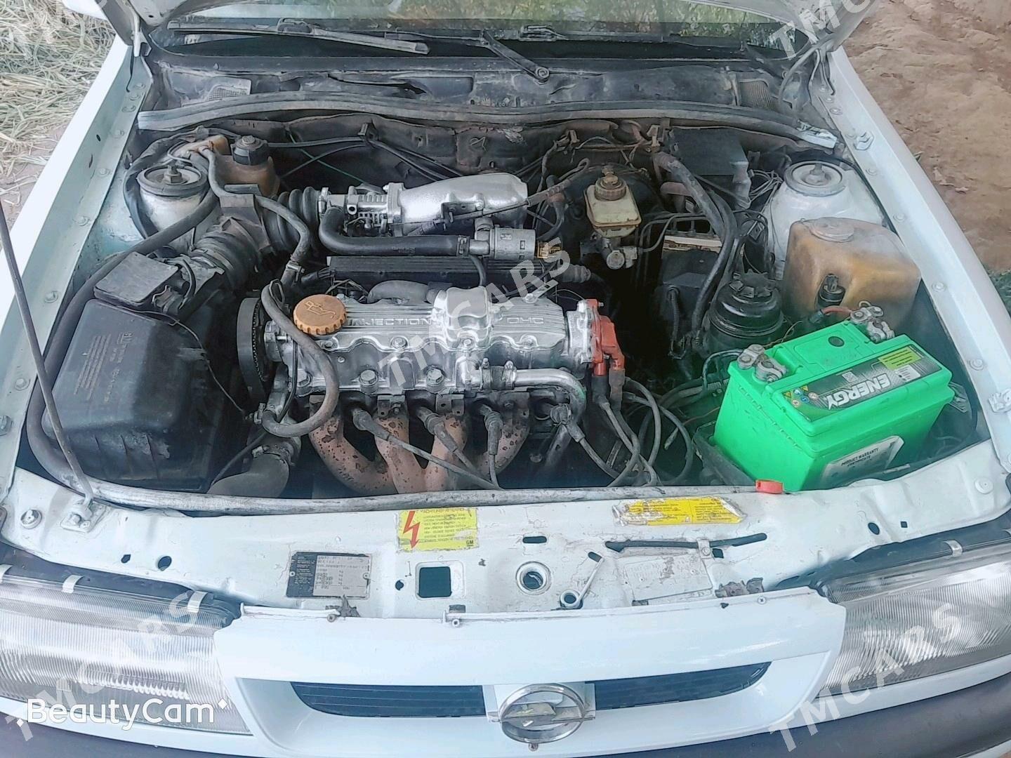 Opel Vectra 1993 - 35 000 TMT - Губадаг - img 7