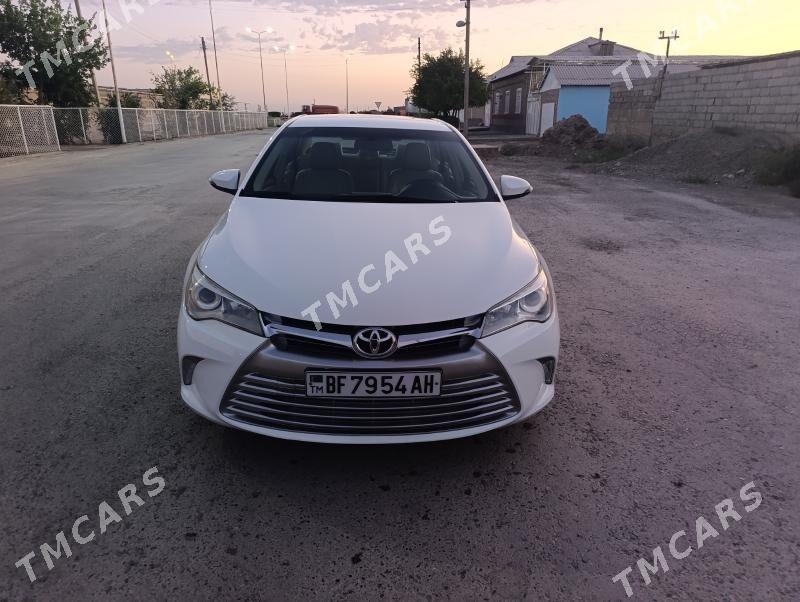 Toyota Camry 2015 - 290 000 TMT - Теджен - img 4