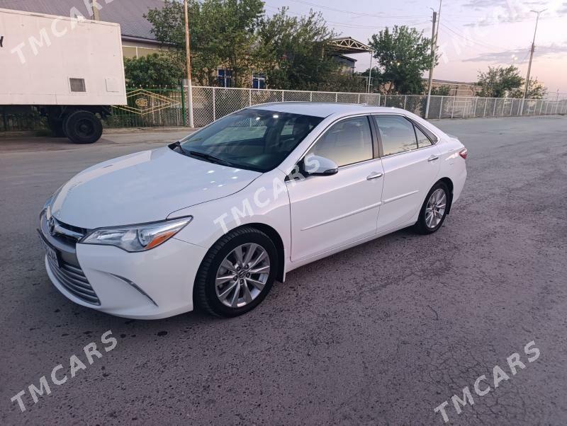 Toyota Camry 2015 - 290 000 TMT - Теджен - img 8