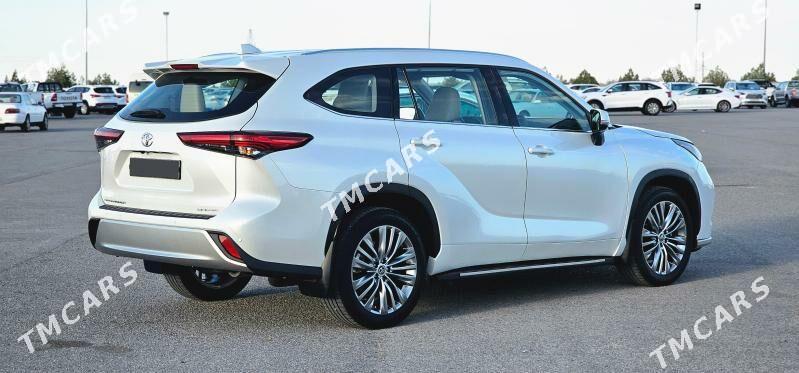 Toyota Highlander 2022 - 650 000 TMT - Aşgabat - img 7