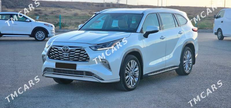 Toyota Highlander 2022 - 650 000 TMT - Aşgabat - img 10