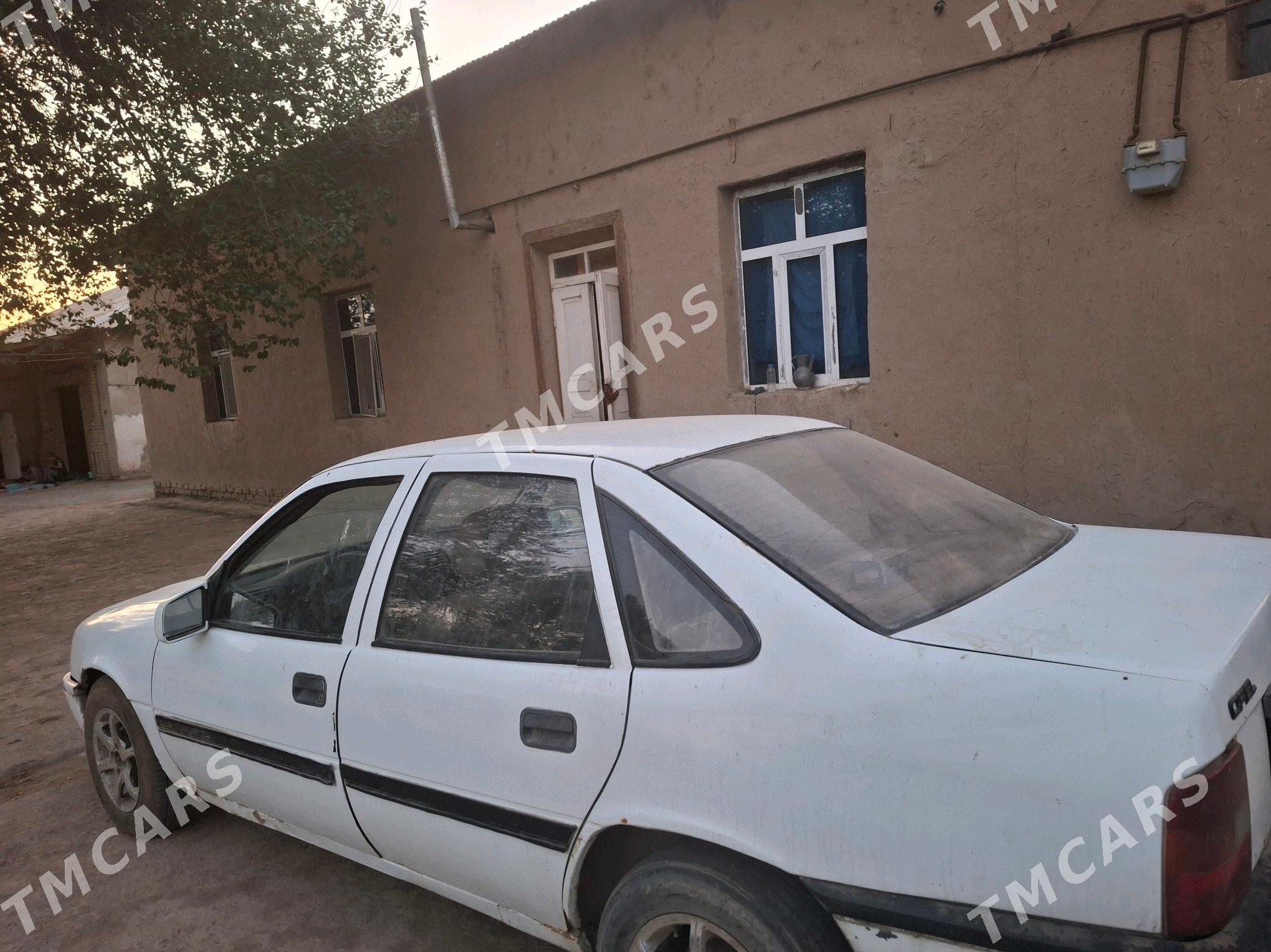 Opel Vectra 1991 - 22 000 TMT - Гурбансолтан Едже - img 2