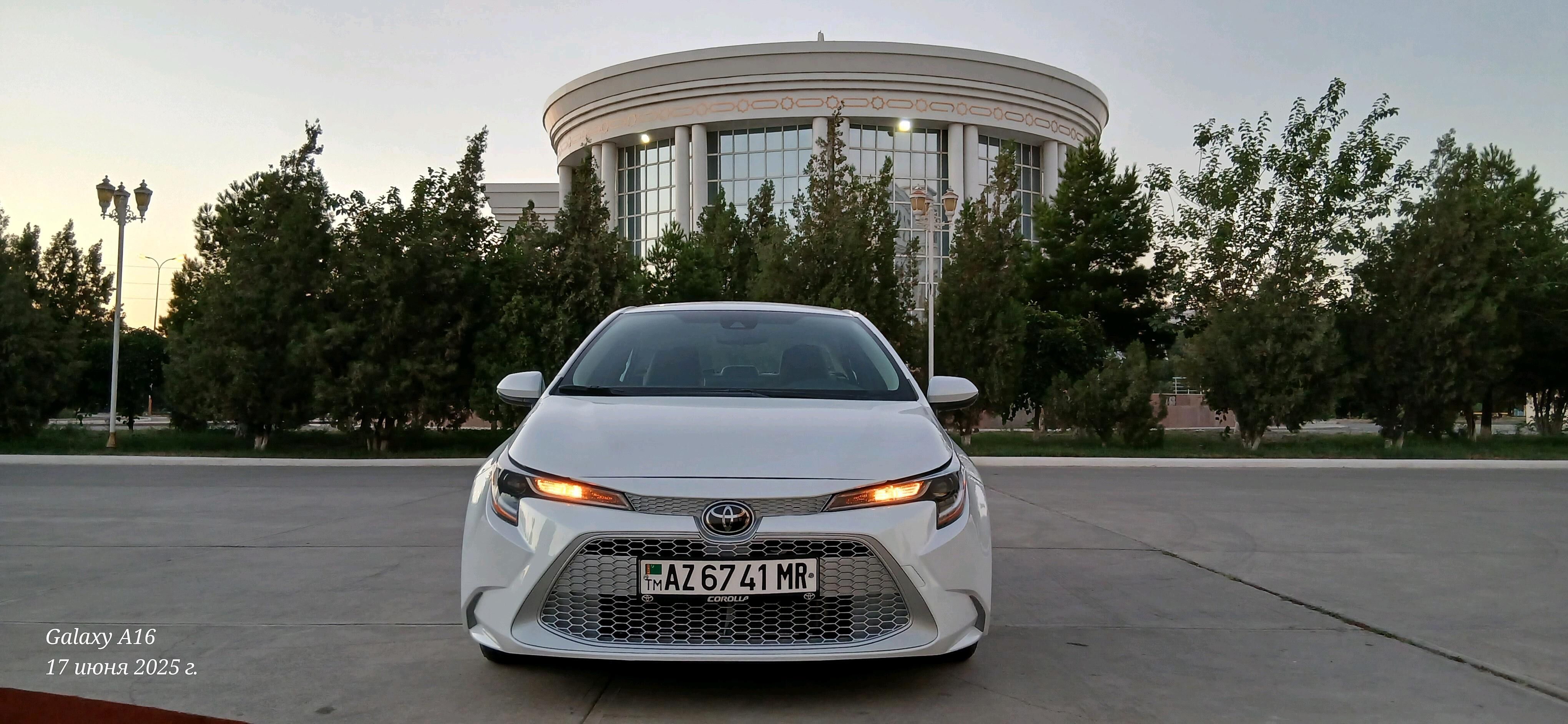 Toyota Corolla 2022 - 250 000 TMT - Мары - img 2
