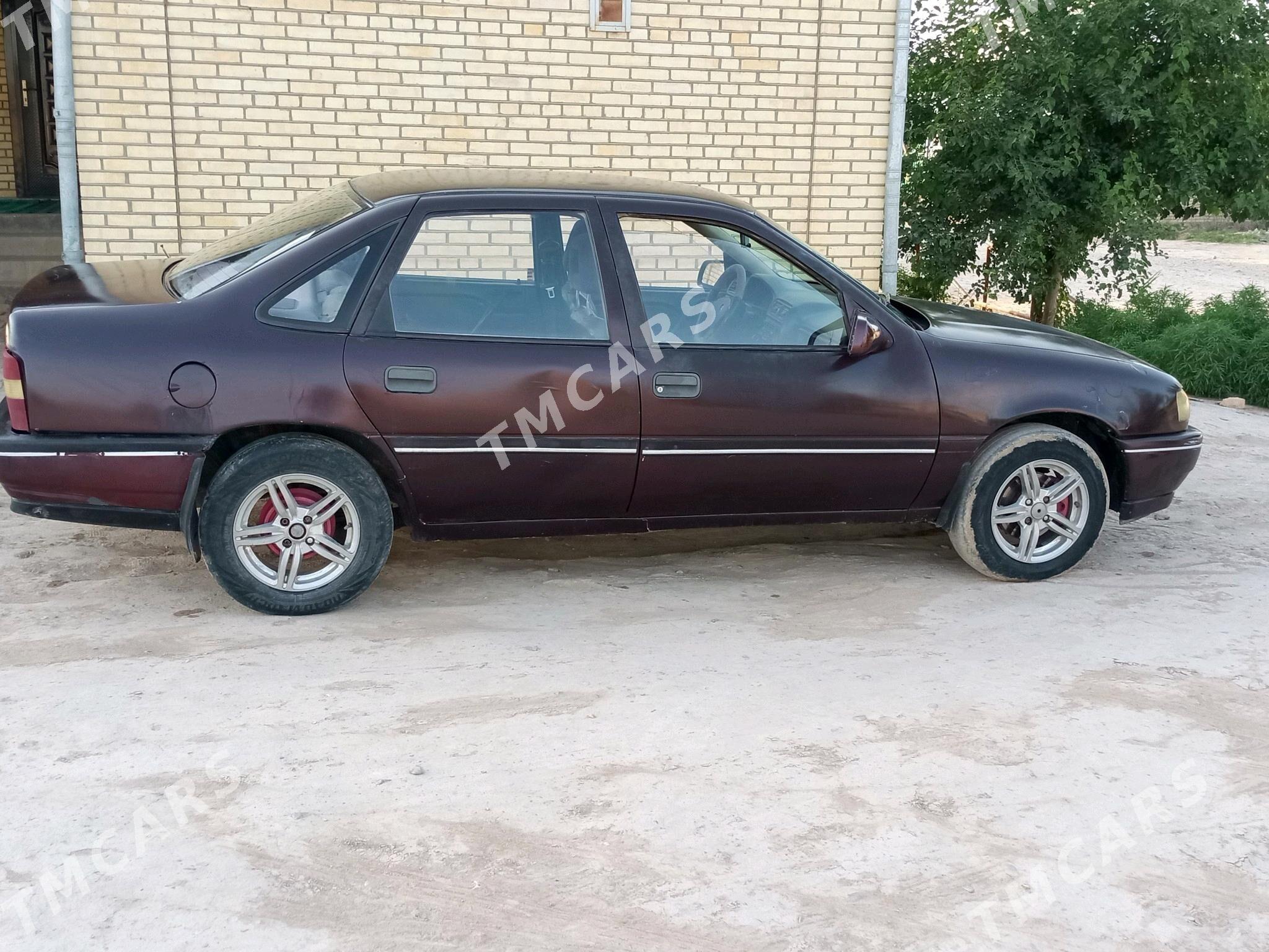 Opel Vectra 1991 - 25 000 TMT - Murgap - img 6
