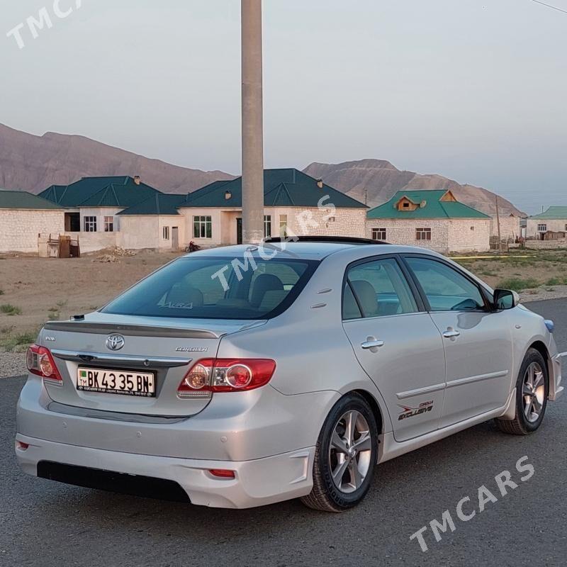 Toyota Corolla 2013 - 155 000 TMT - Джебел - img 3