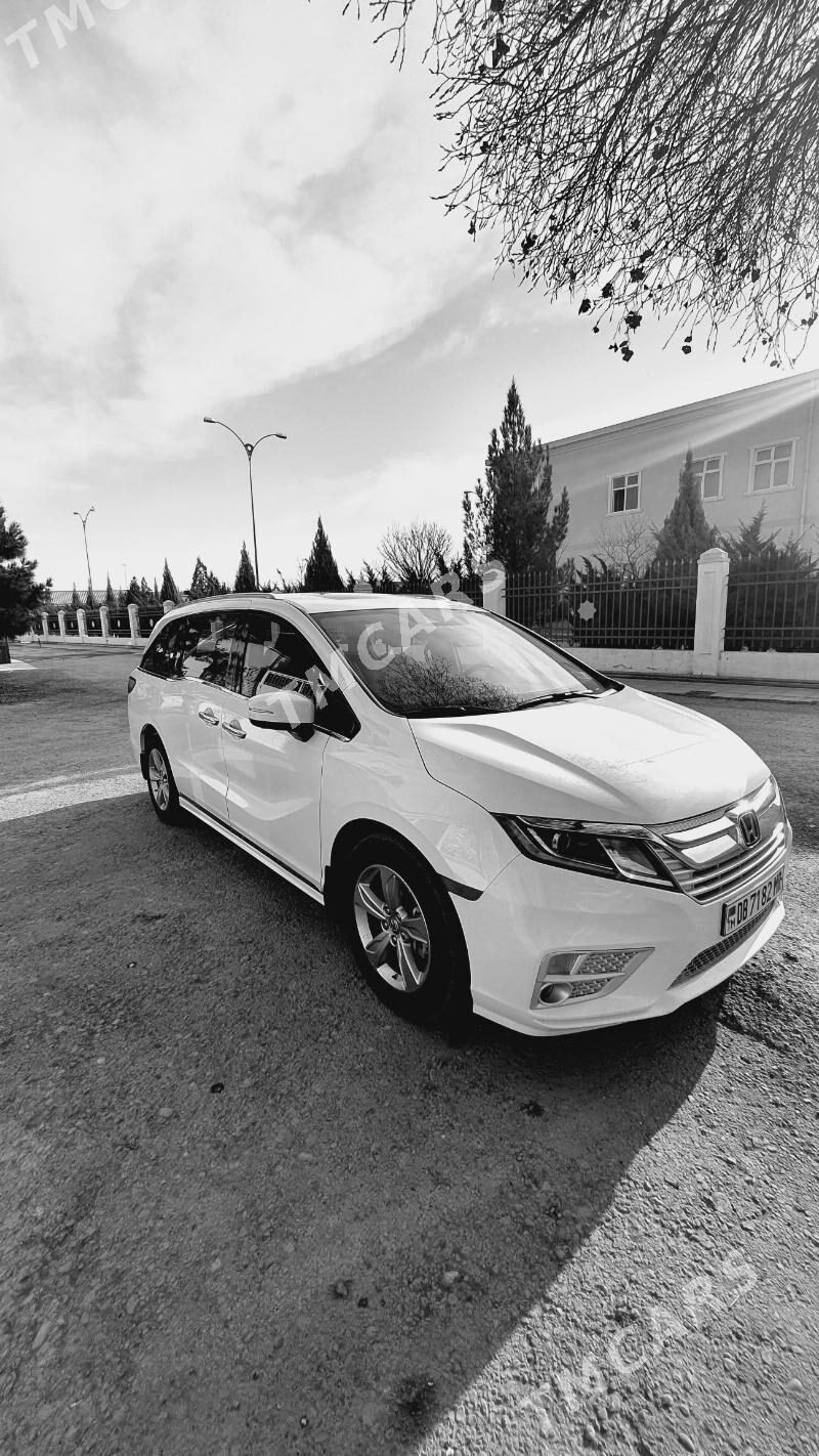 Honda Odyssey 2019 - 450 000 TMT - Gyzylarbat - img 6