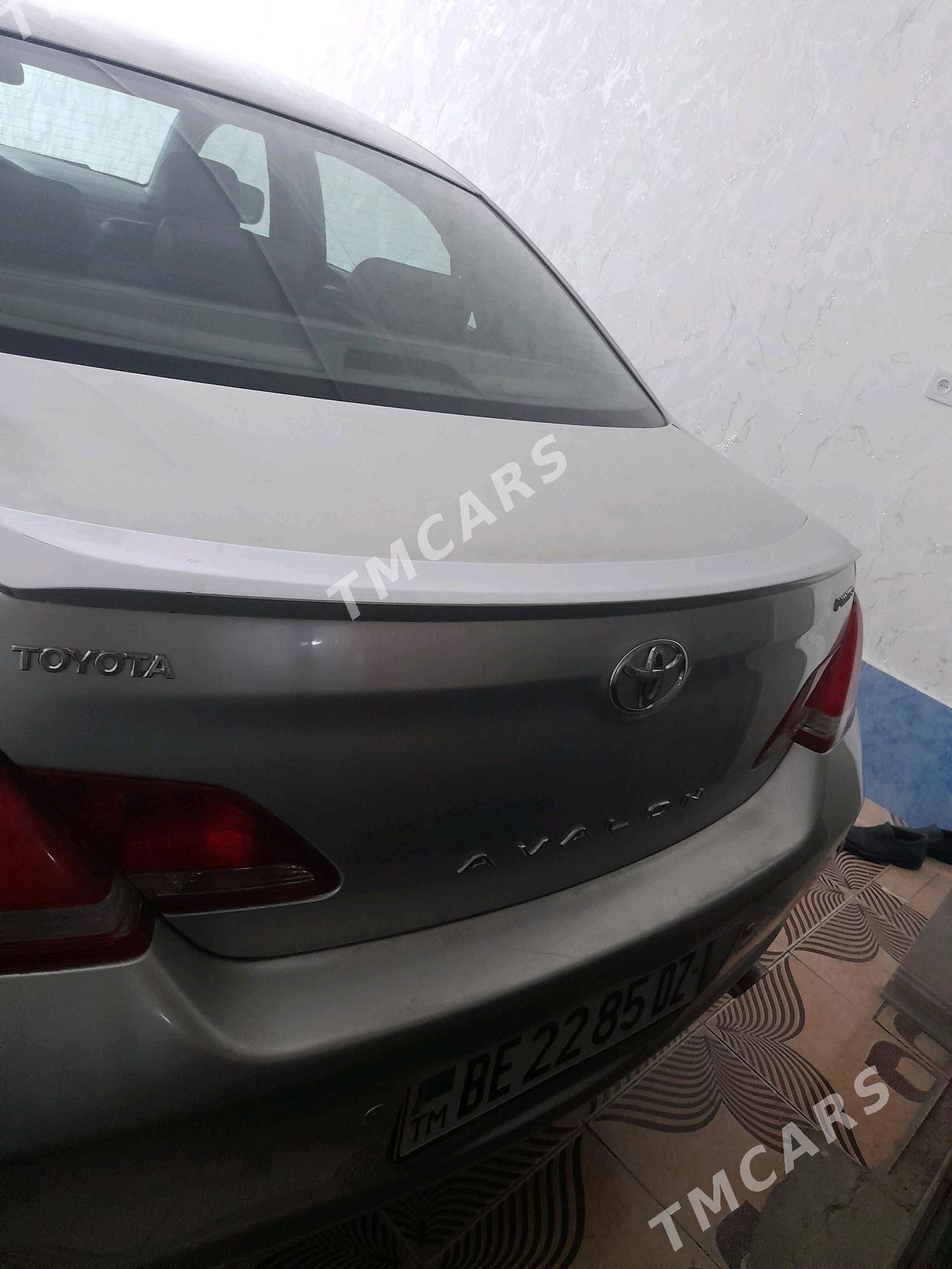 Toyota Avalon 2006 - 160 000 TMT - Дашогуз - img 4