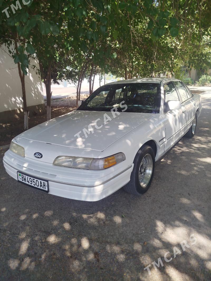 Ford Crown Victoria 1994 - 70 000 TMT - 30 мкр - img 2