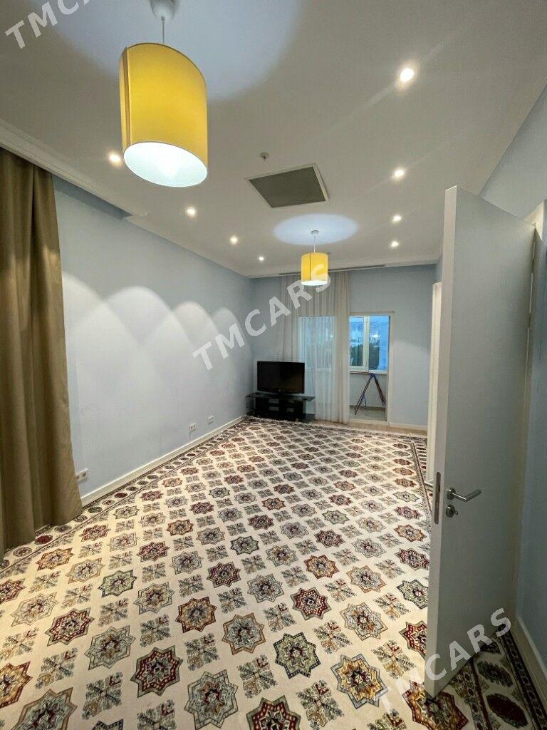 2 ком Олимп. 4 этаж 98 кв - Olimpiýa şäherçesi - img 2