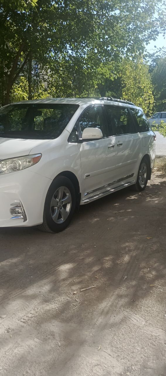 Toyota Sienna 2017 - 410 000 TMT - 10 mkr - img 9