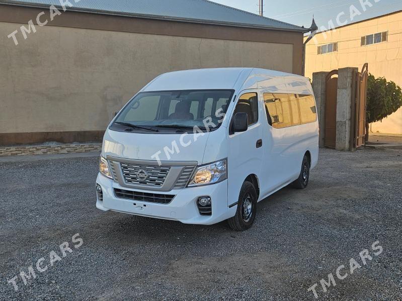 Nissan Urvan 2021 - 420 000 TMT - Мары - img 4