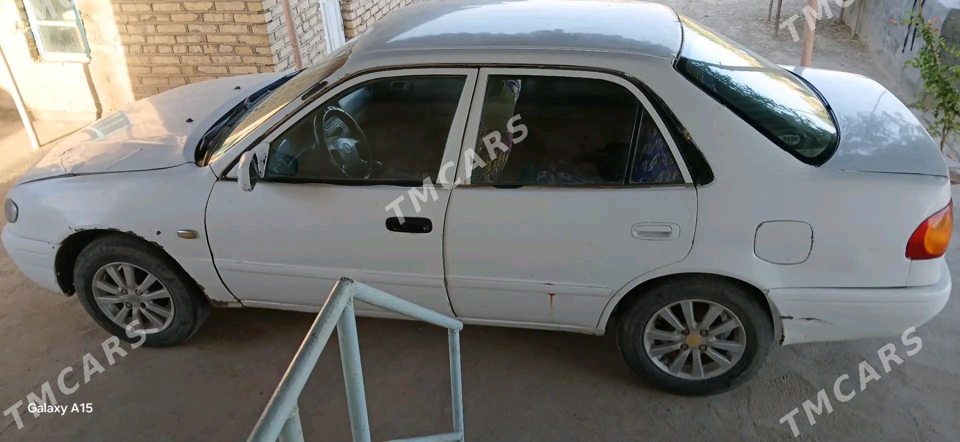 Toyota Corolla 2000 - 38 000 TMT - Теджен - img 2