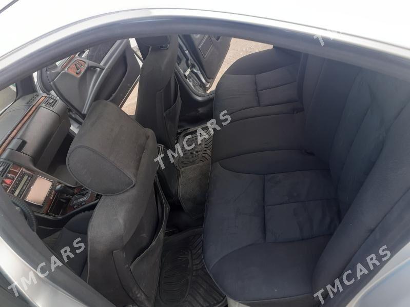 Mercedes-Benz E320 1996 - 50 000 TMT - Туркменабат - img 2