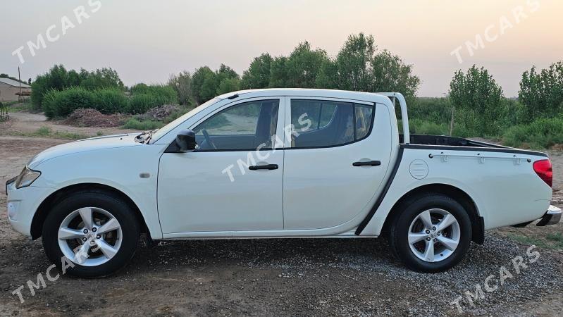 Mitsubishi L200 2014 - 215 000 TMT - Гурбансолтан Едже - img 4