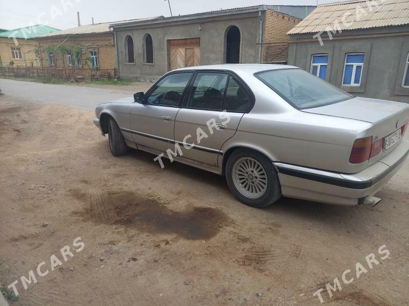 BMW 525 1993 - 33 000 TMT - Türkmenabat - img 3