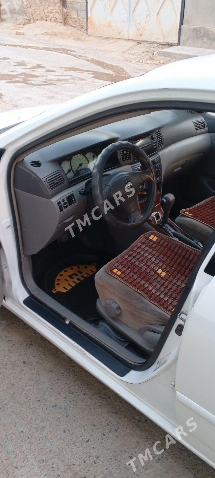 Toyota Corolla 2003 - 109 000 TMT - Магданлы - img 3