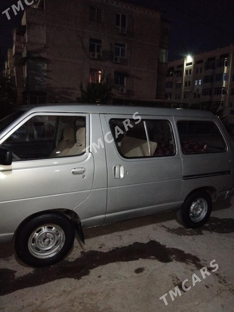 Toyota Town Ace 1998 - 43 000 TMT - Халач - img 4
