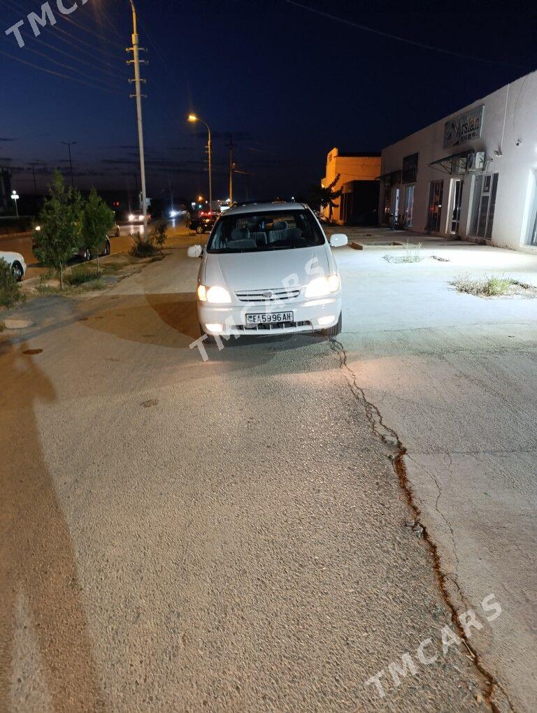 Toyota Sienna 2002 - 158 000 TMT - Бахарден - img 2