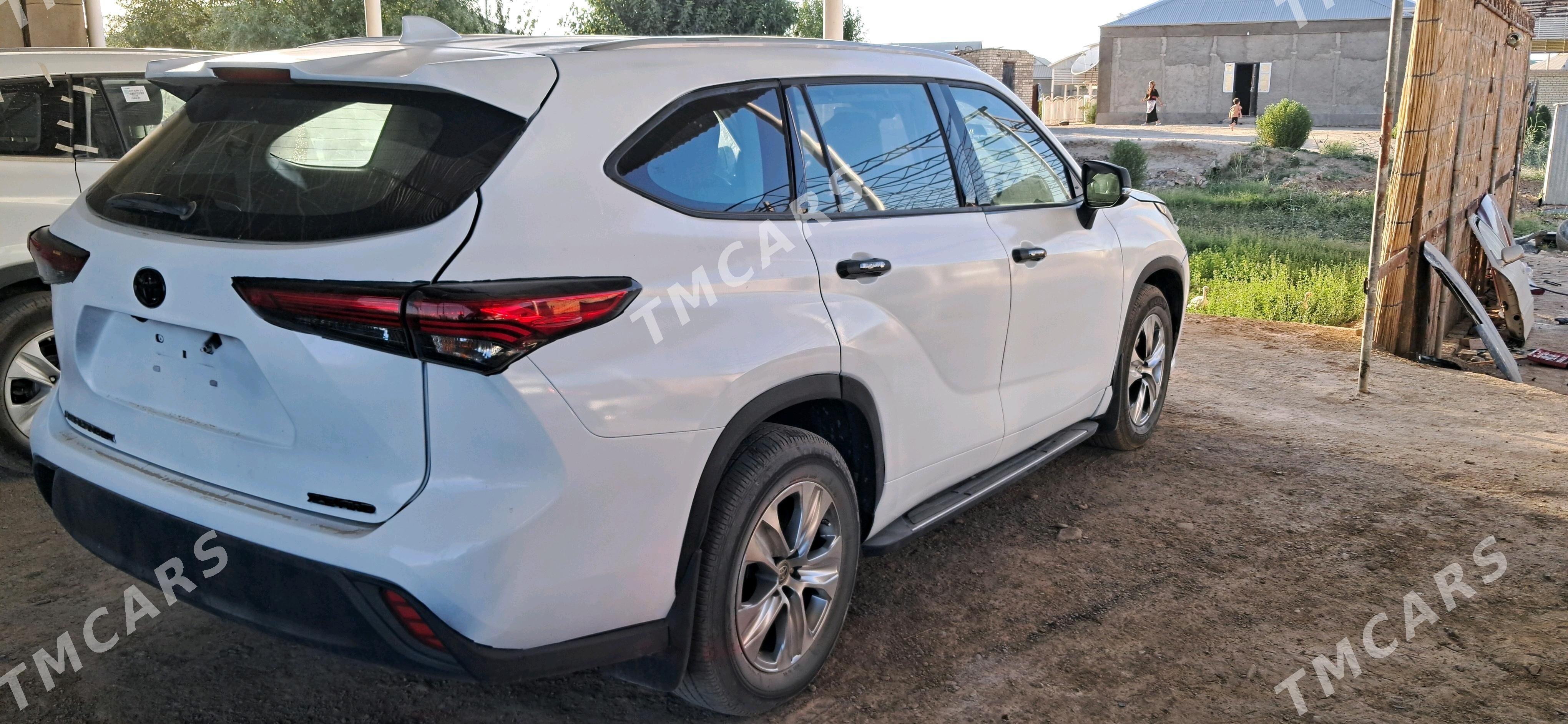 Toyota Highlander 2022 - 471 000 TMT - Мургап - img 3