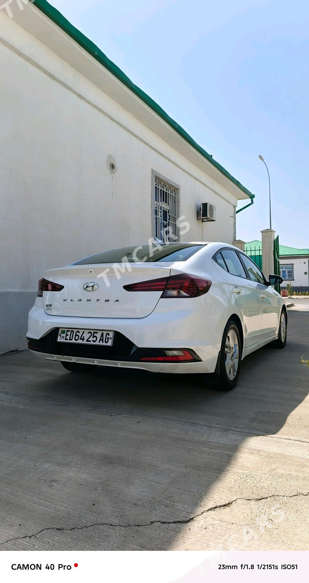 Hyundai Elantra 2019 - 210 000 TMT - Aşgabat - img 4
