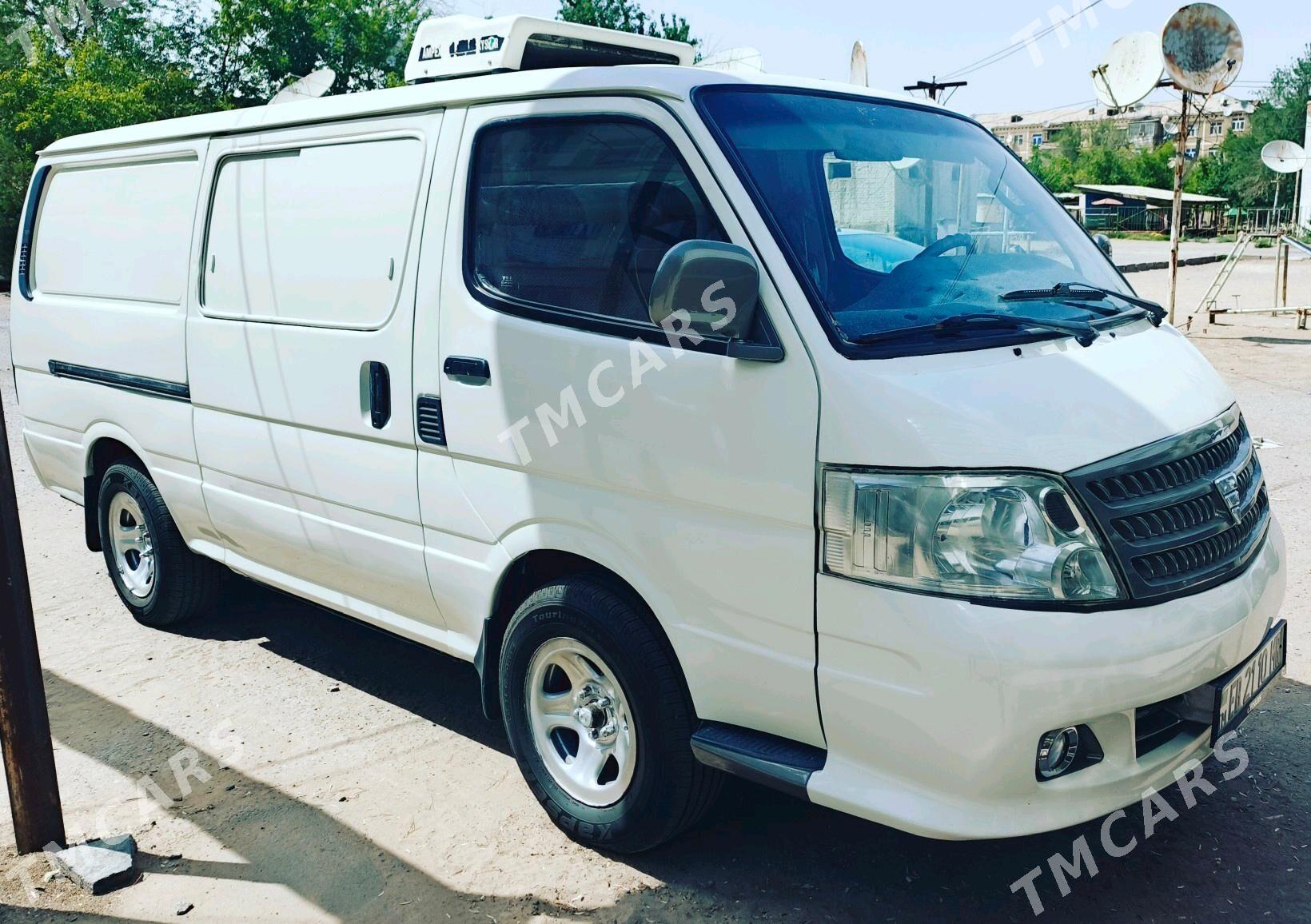 Toyota Hiace 2012 - 150 000 TMT - Mary - img 7