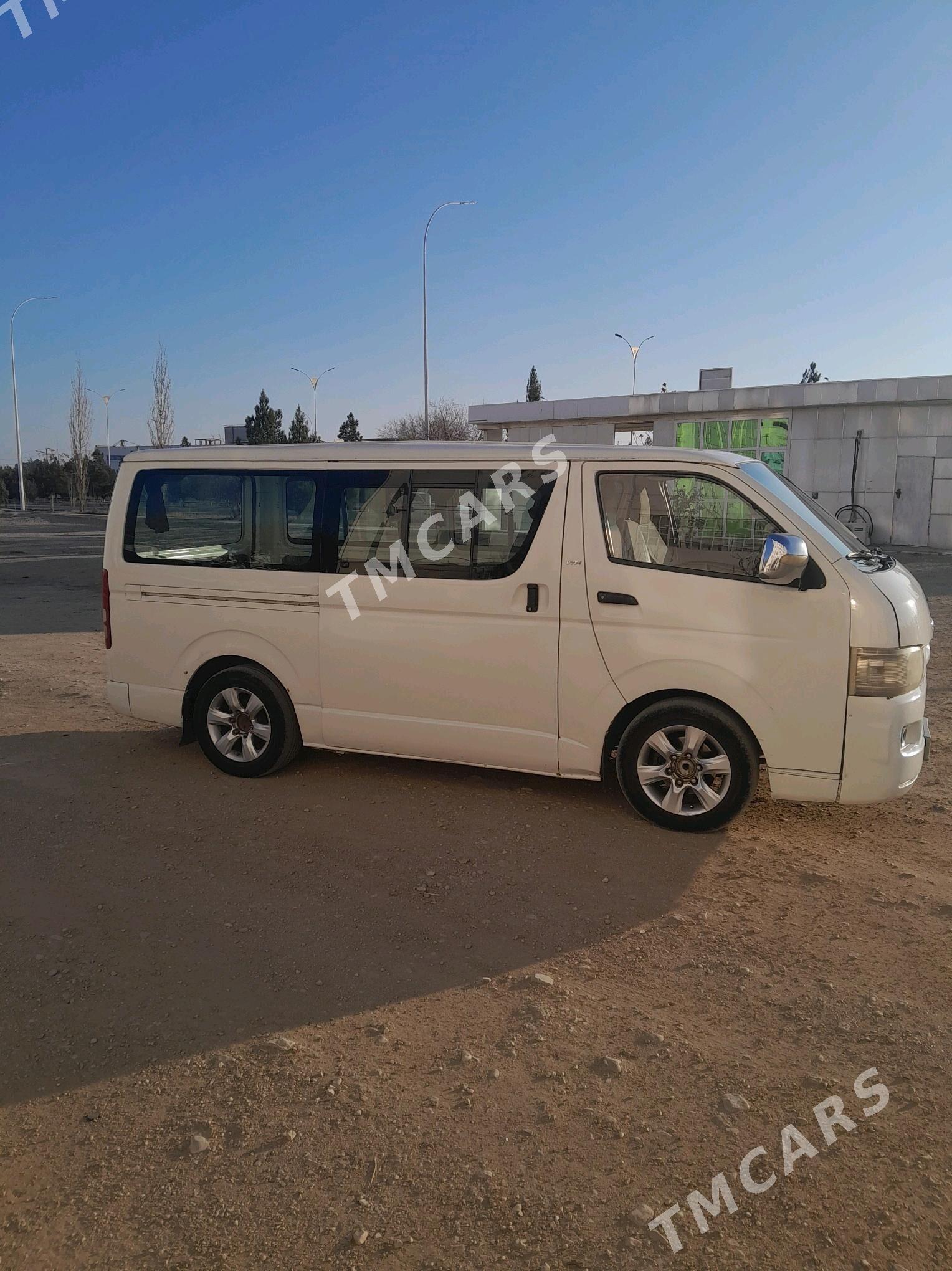 Toyota Hiace 2006 - 160 000 TMT - Балканабат - img 3