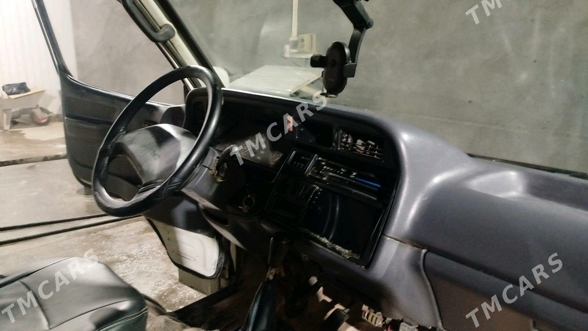 Toyota Hiace 1998 - 72 000 TMT - Mary - img 7