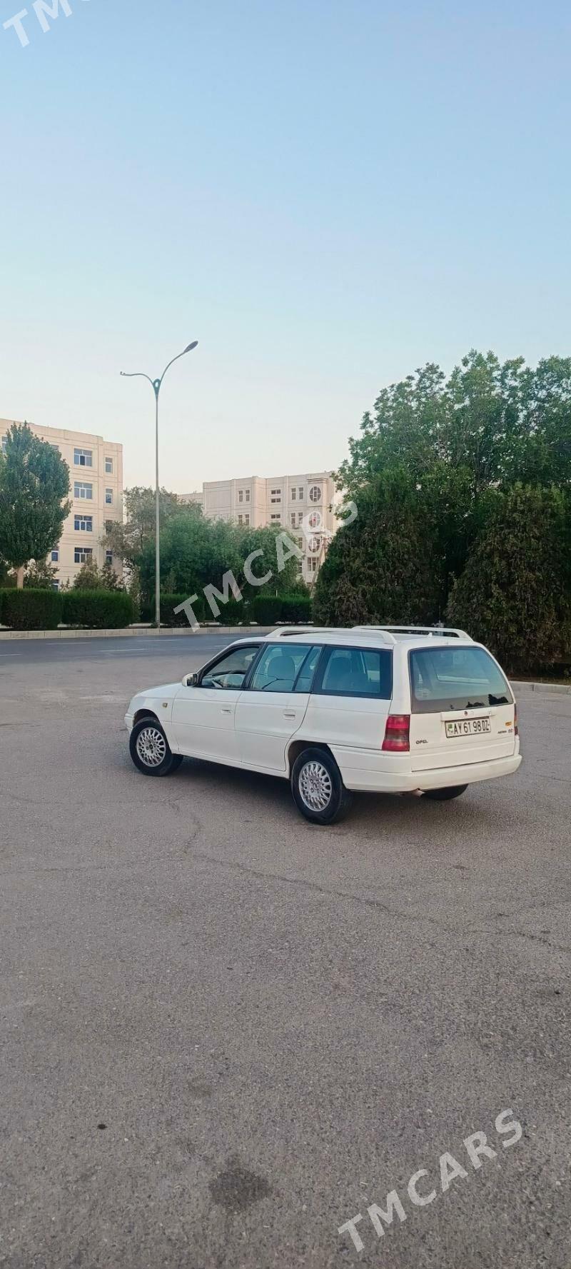 Opel Astra 1993 - 35 000 TMT - Дашогуз - img 2
