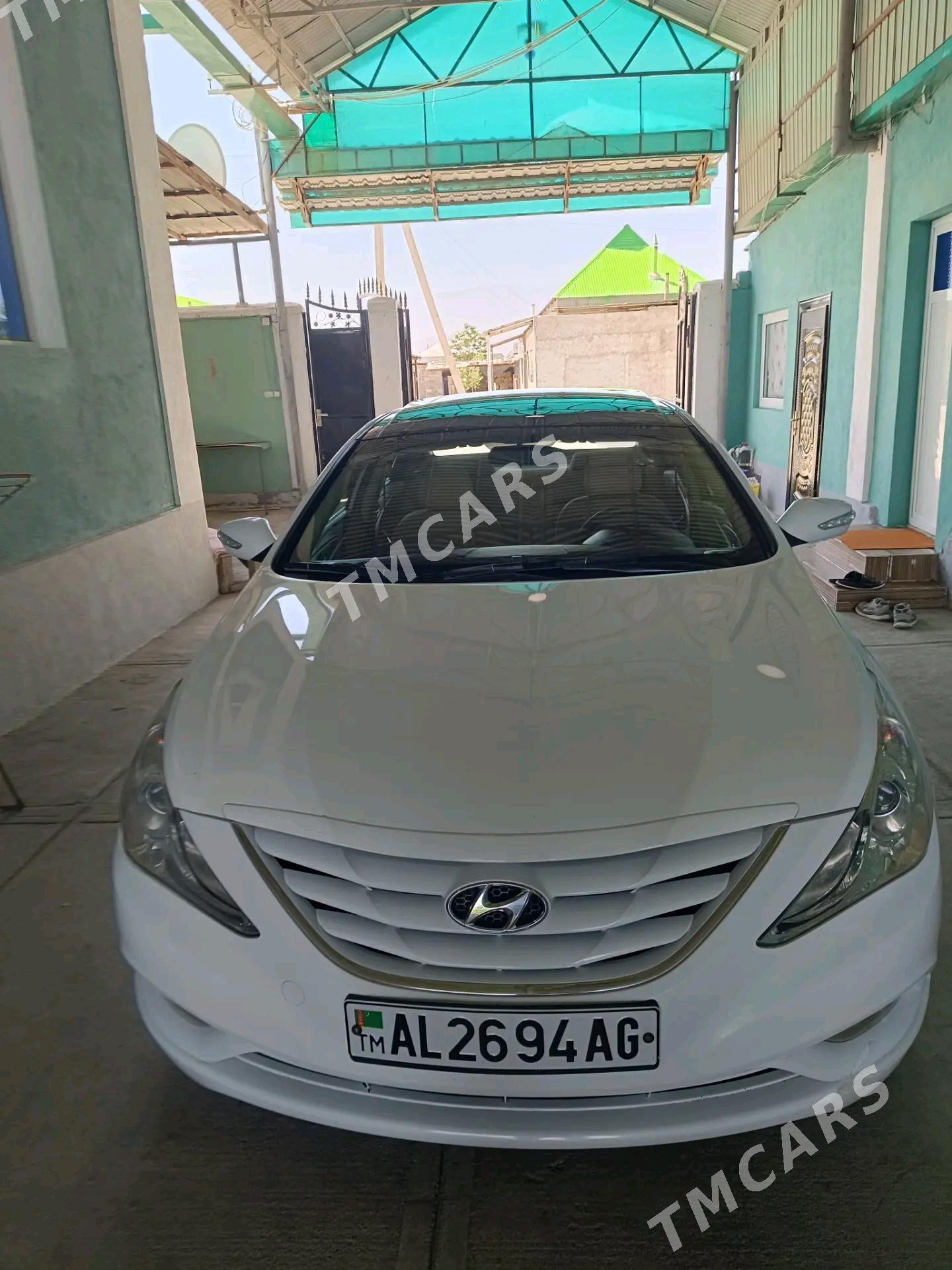 Hyundai Sonata 2010 - 170 000 TMT - Гёкдже - img 1