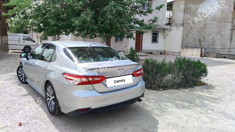 Toyota Camry 2018 - 285 000 TMT - Балканабат - img 4