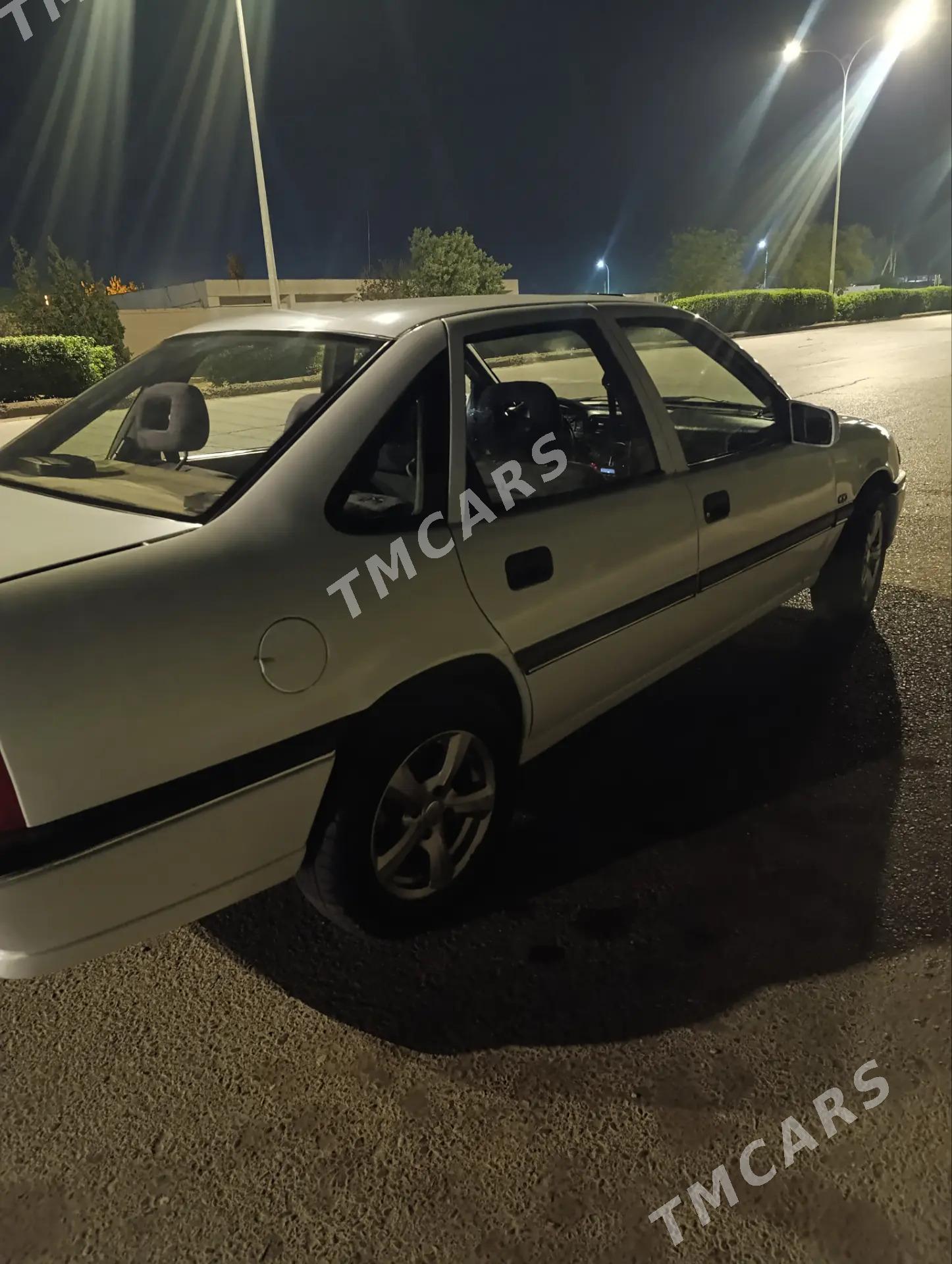 Opel Vectra 1993 - 38 000 TMT - Daşoguz - img 4
