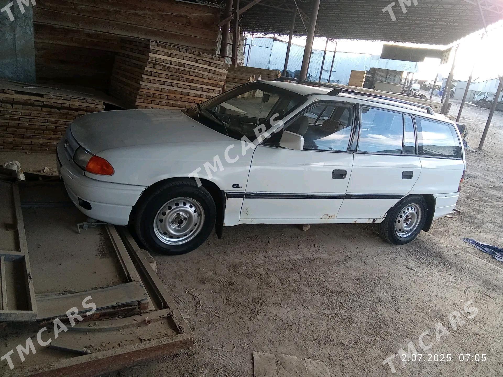 Opel Astra 1992 - 26 000 TMT - Мургап - img 8