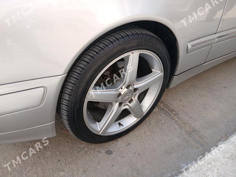 Mercedes-Benz E320 2001 - 120 000 TMT - Türkmenbaşy - img 3