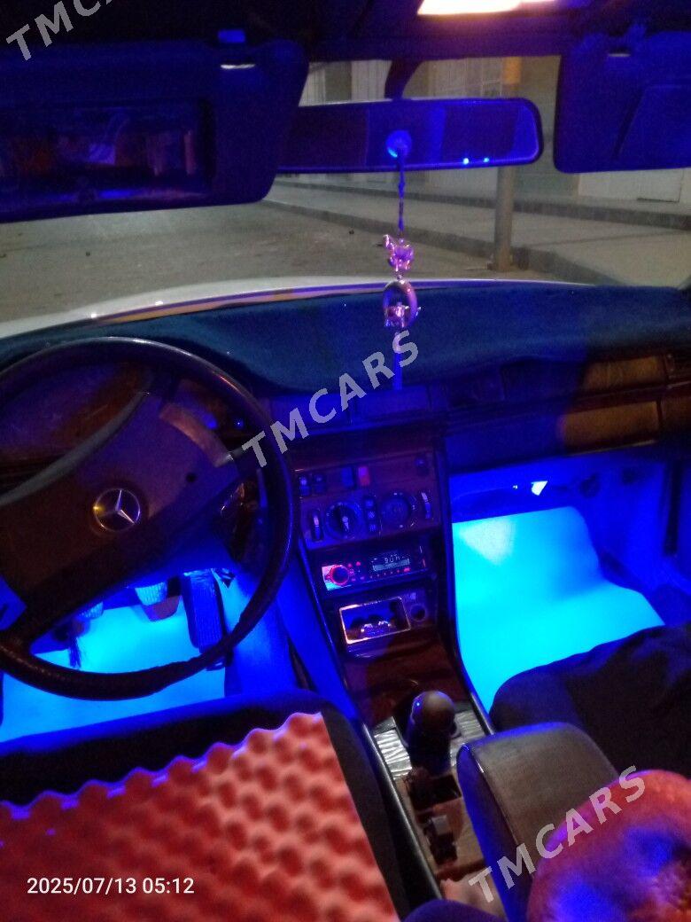 Mercedes-Benz 300-Class 1993 - 35 000 TMT - Murgap - img 9