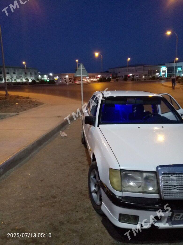 Mercedes-Benz 300-Class 1993 - 35 000 TMT - Murgap - img 6