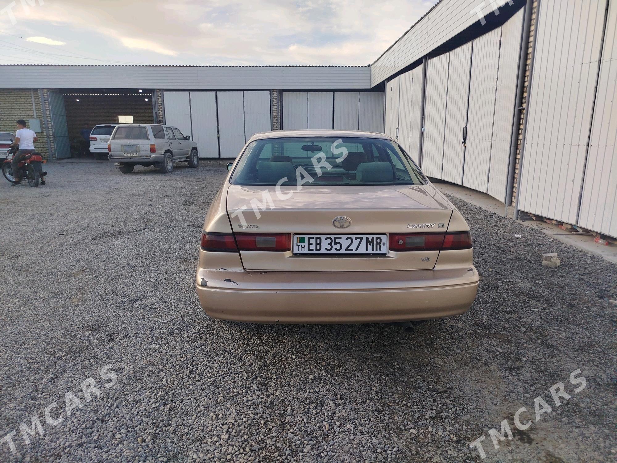 Toyota Camry 1998 - 135 000 TMT - Sakarçäge - img 3