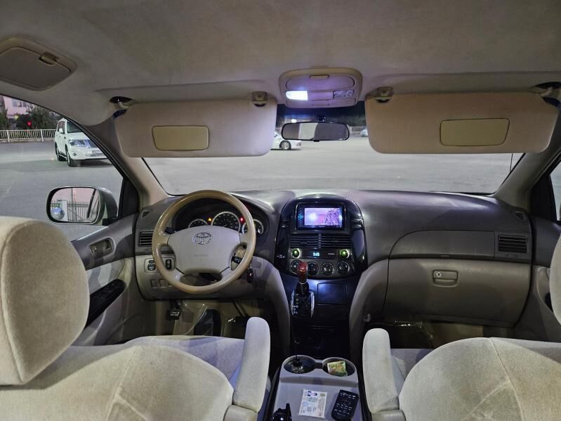 Toyota Sienna 2004 - 245 000 TMT - Aşgabat - img 8