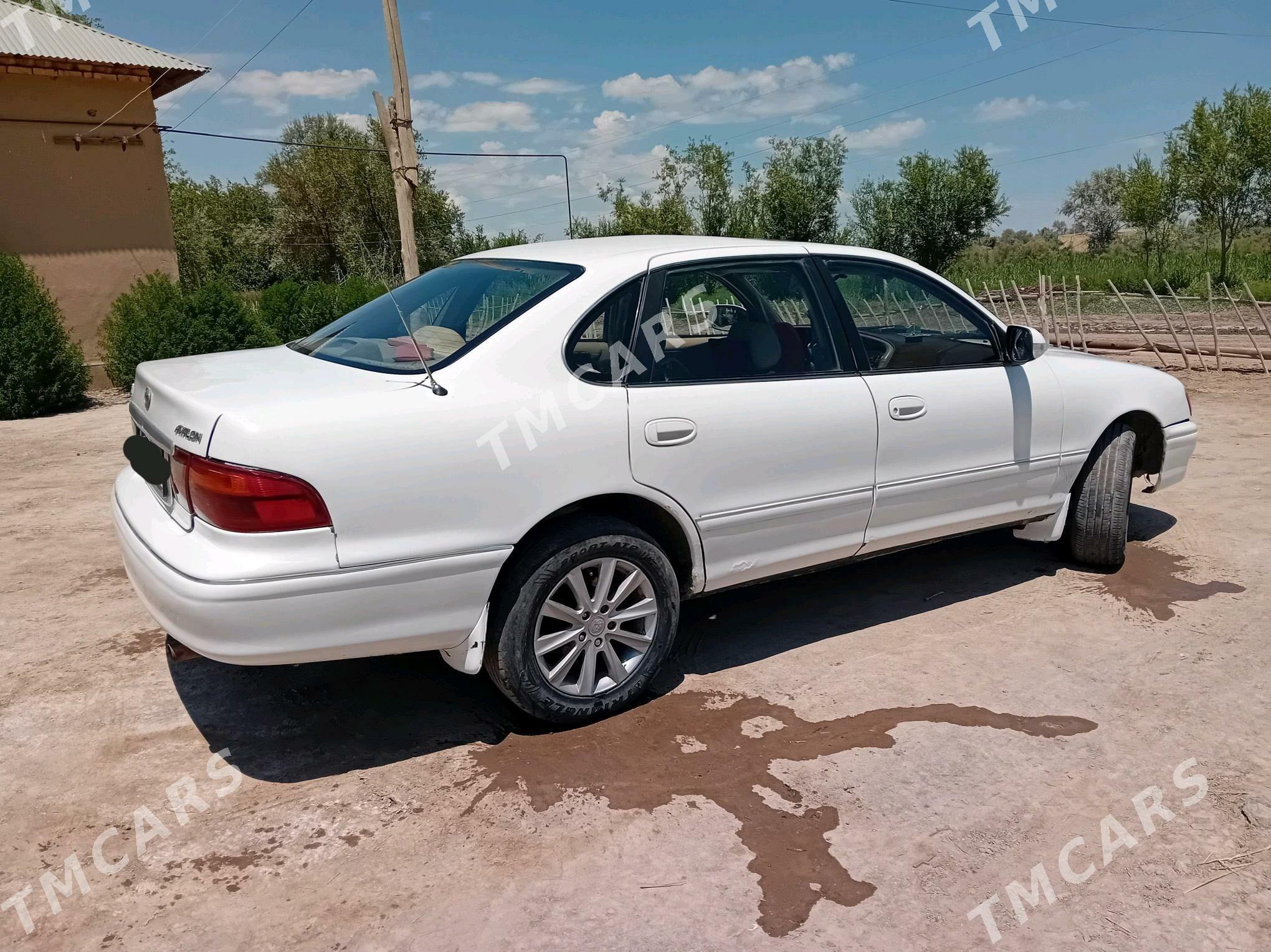 Toyota Avalon 1996 - 88 000 TMT - етр. Туркменбаши - img 2