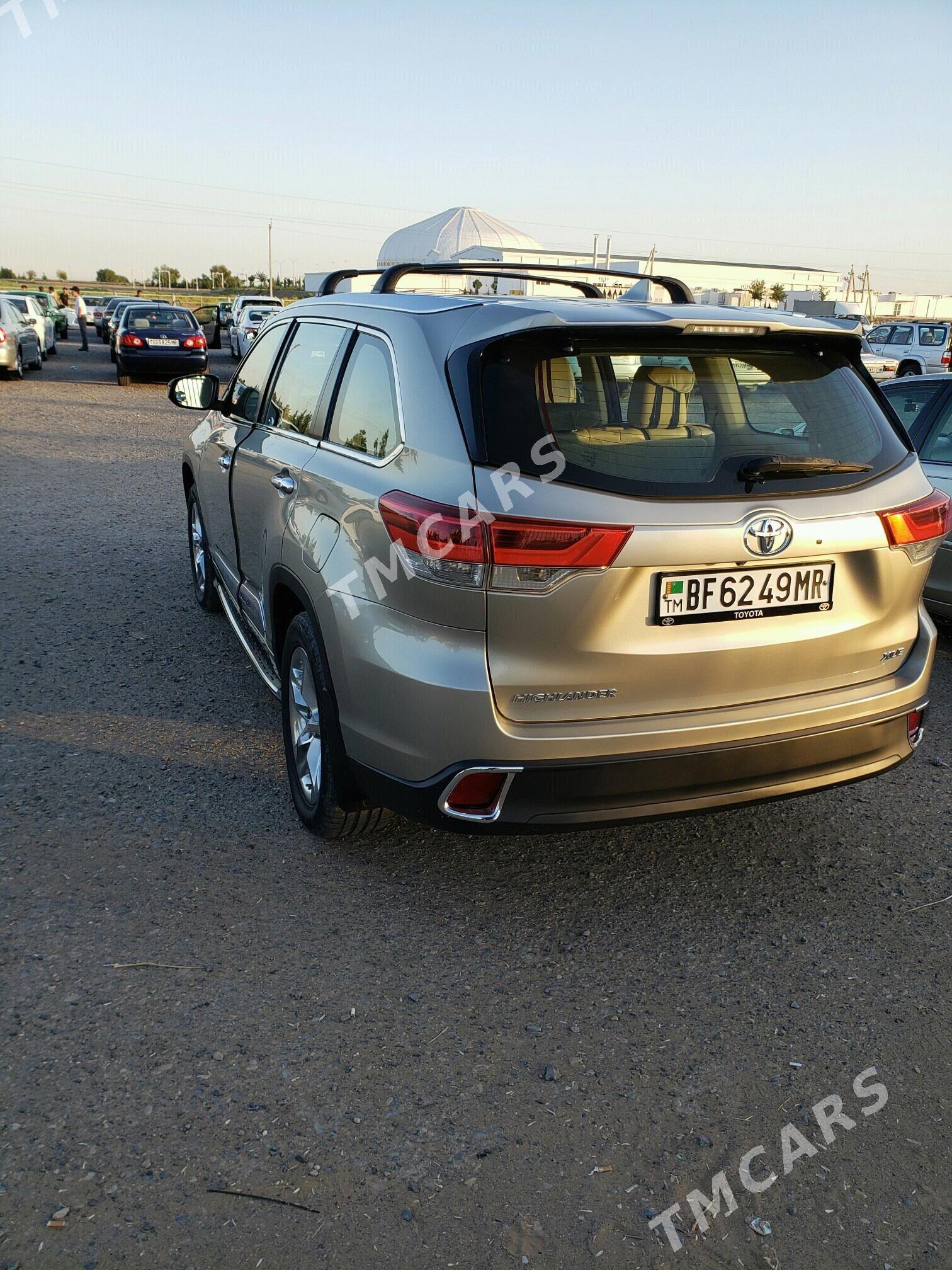 Toyota Highlander 2015 - 365 000 TMT - Сакарчага - img 2