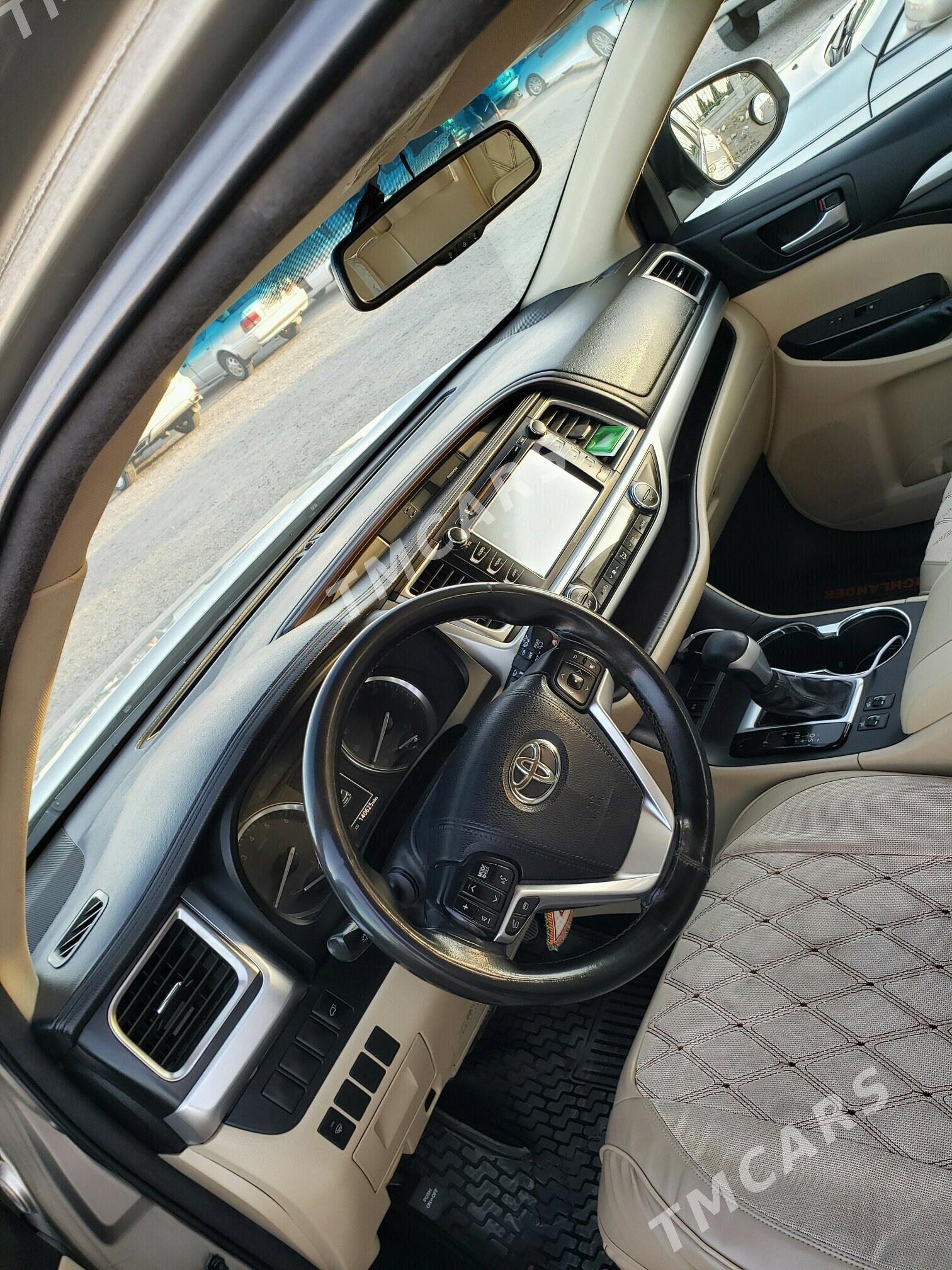 Toyota Highlander 2015 - 365 000 TMT - Сакарчага - img 4