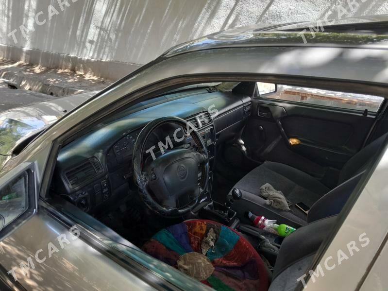 Opel Vectra 1995 - 35 000 TMT - Дашогуз - img 1