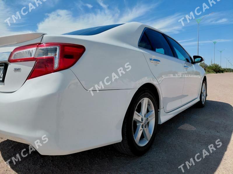 Toyota Camry 2013 - 220 000 TMT - Кёнеургенч - img 6