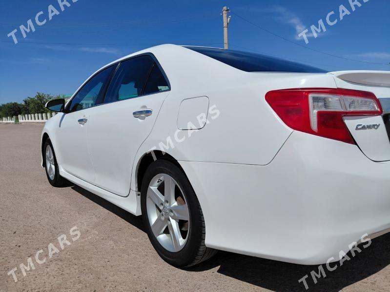 Toyota Camry 2013 - 220 000 TMT - Кёнеургенч - img 7